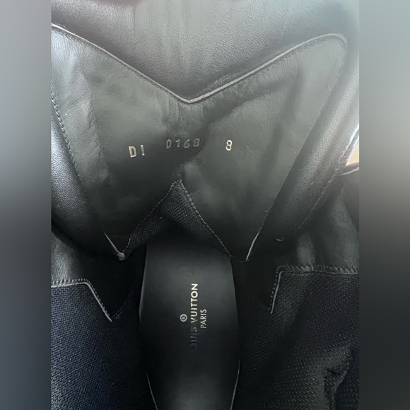 NWOB Louis Vuitton Monogram Patent
Leather Lace Up Mid Calf Boots. Men’s. - Picture 7 of 11